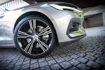 Volvo S60 T5 R-Design 2019 года (JP)